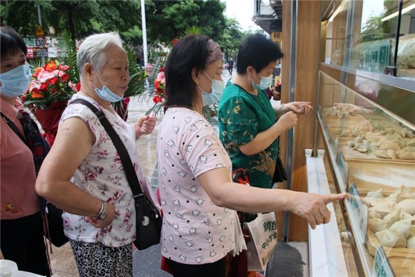 袁记云饺创始人袁亮宏获评